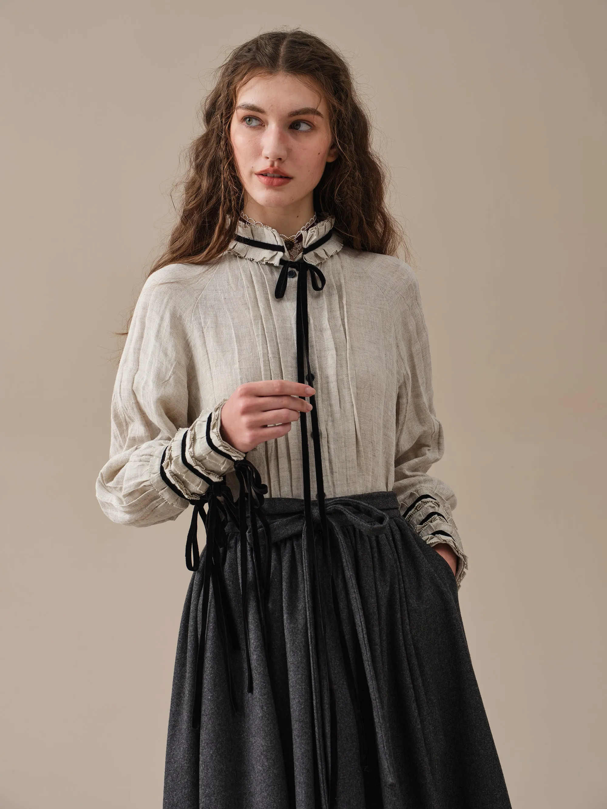 Beth 13 |tied wool skirt