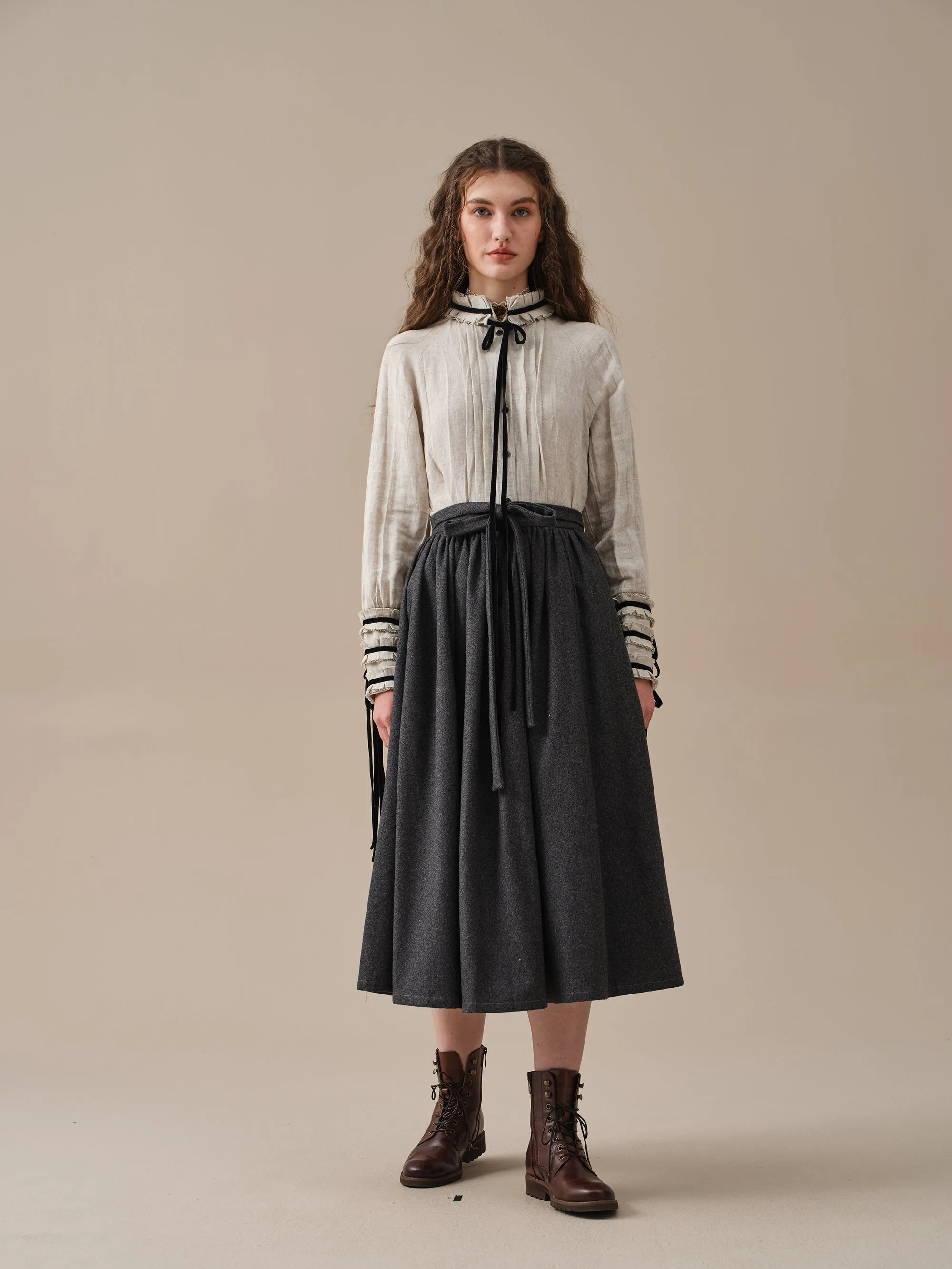 Beth 13 |tied wool skirt