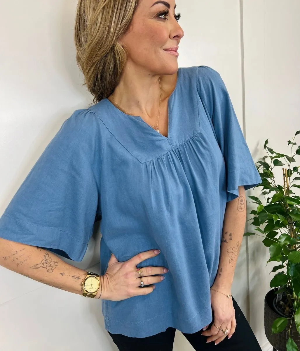 Blue Linen Rich Relaxed Top