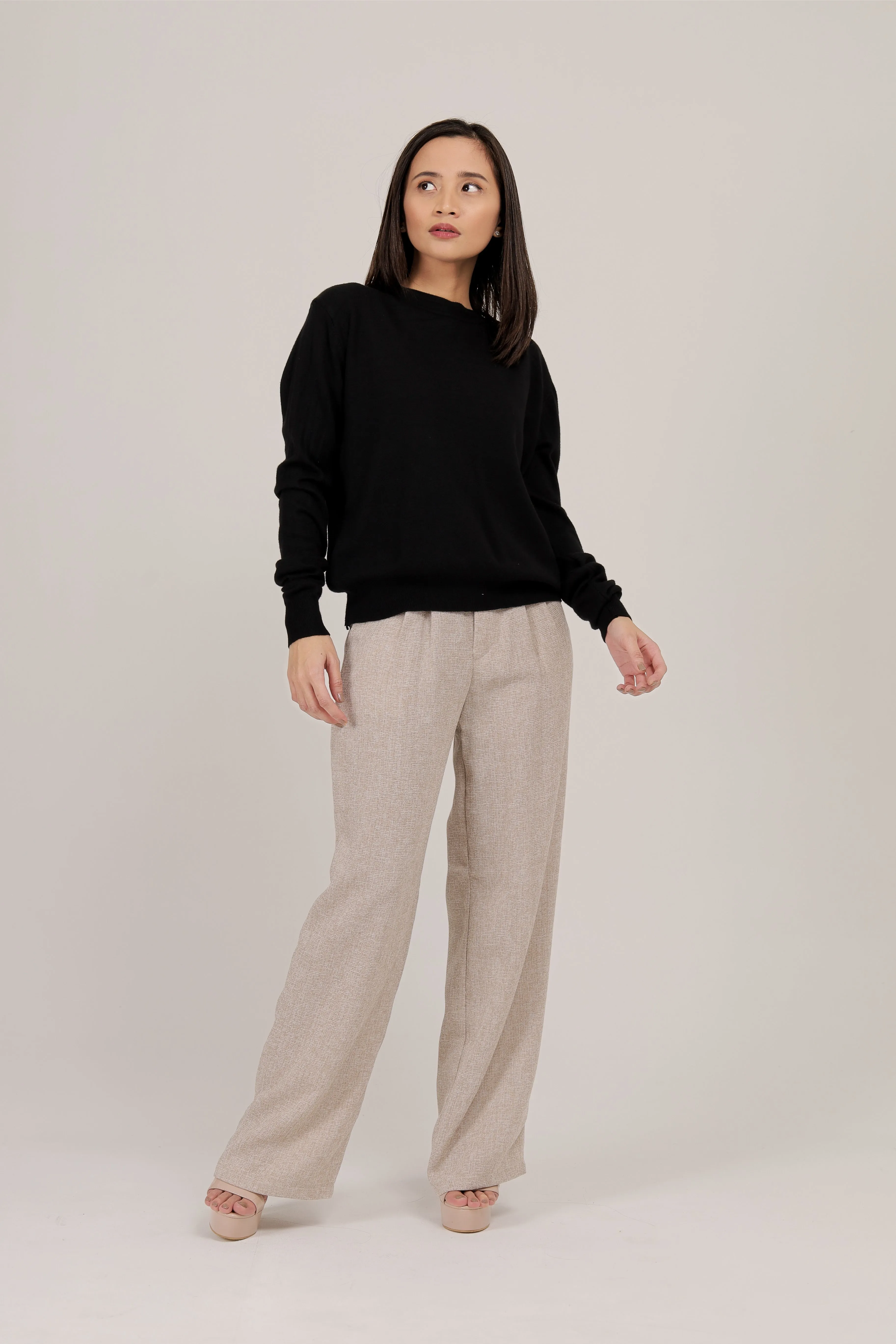 Holly Lightweight Knit Pullover