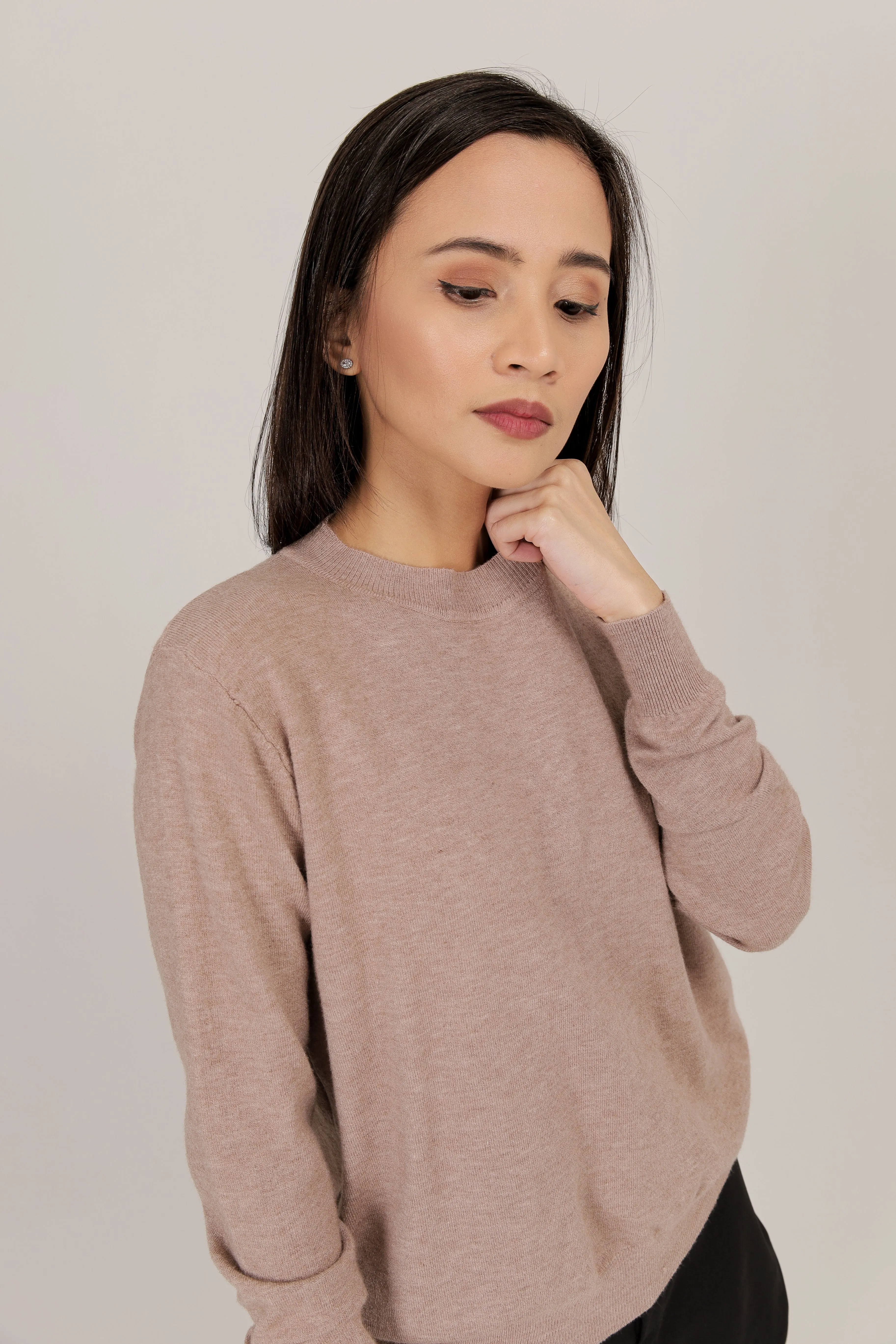 Holly Lightweight Knit Pullover