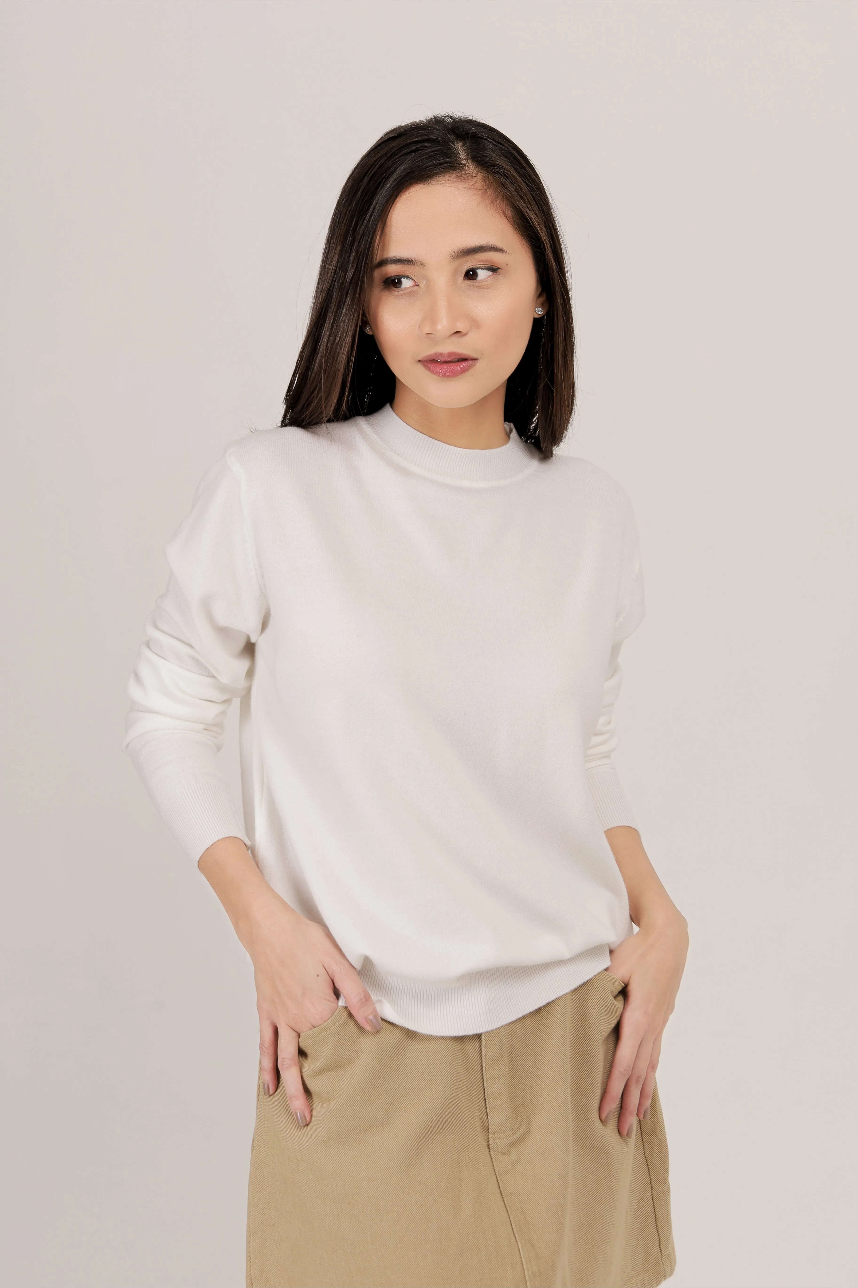 Holly Lightweight Knit Pullover