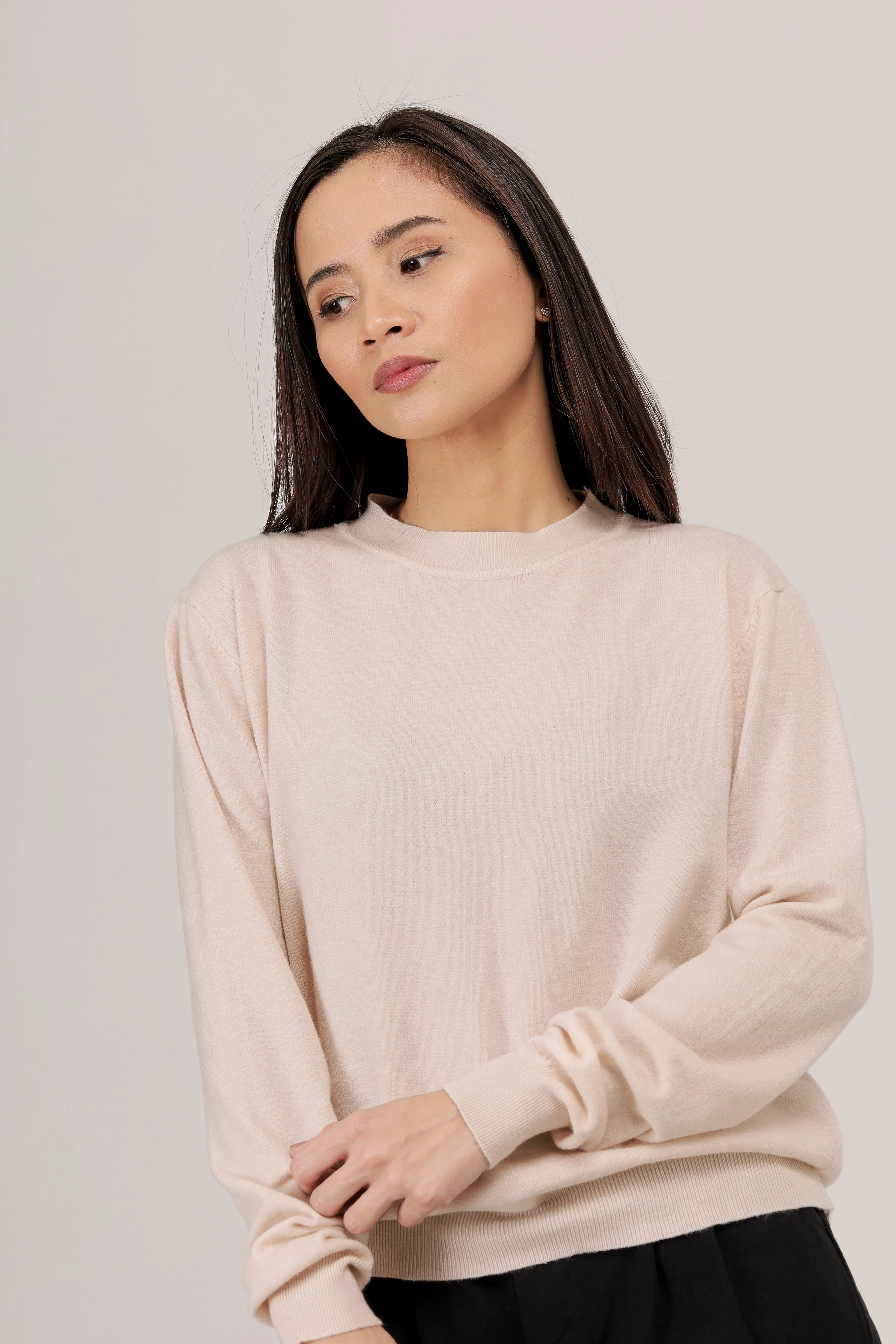 Holly Lightweight Knit Pullover