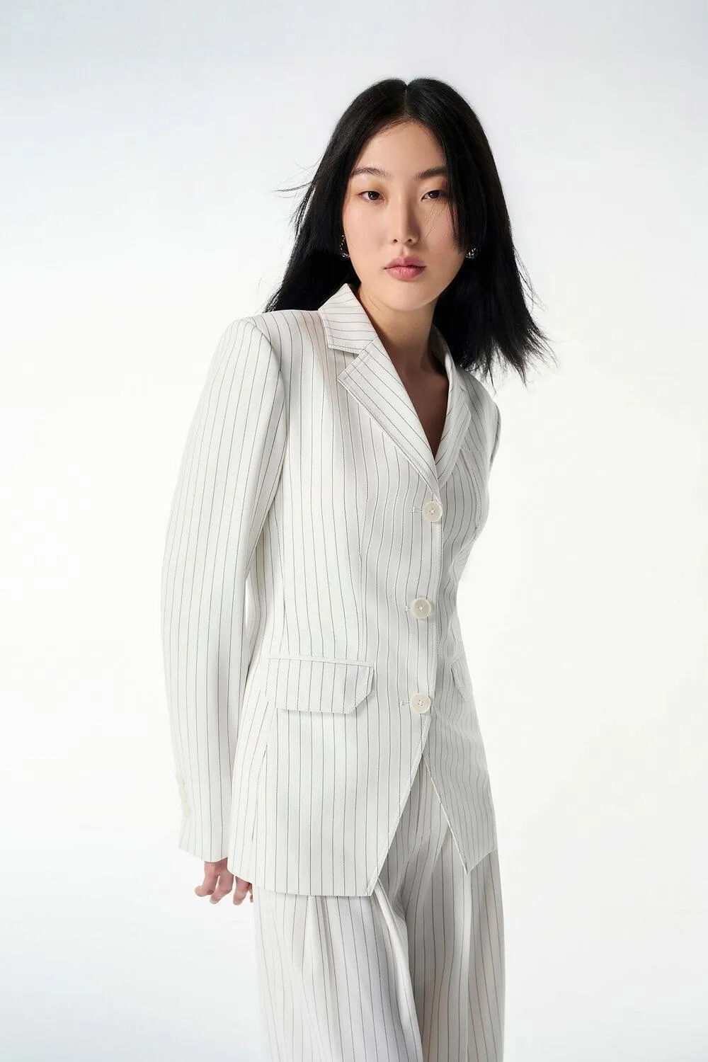 Lucia Straight Long Sleeved Twill Blazer