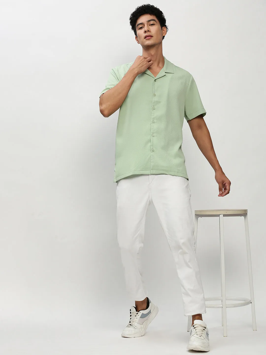 Men Green Solid Casual Casual Shirts