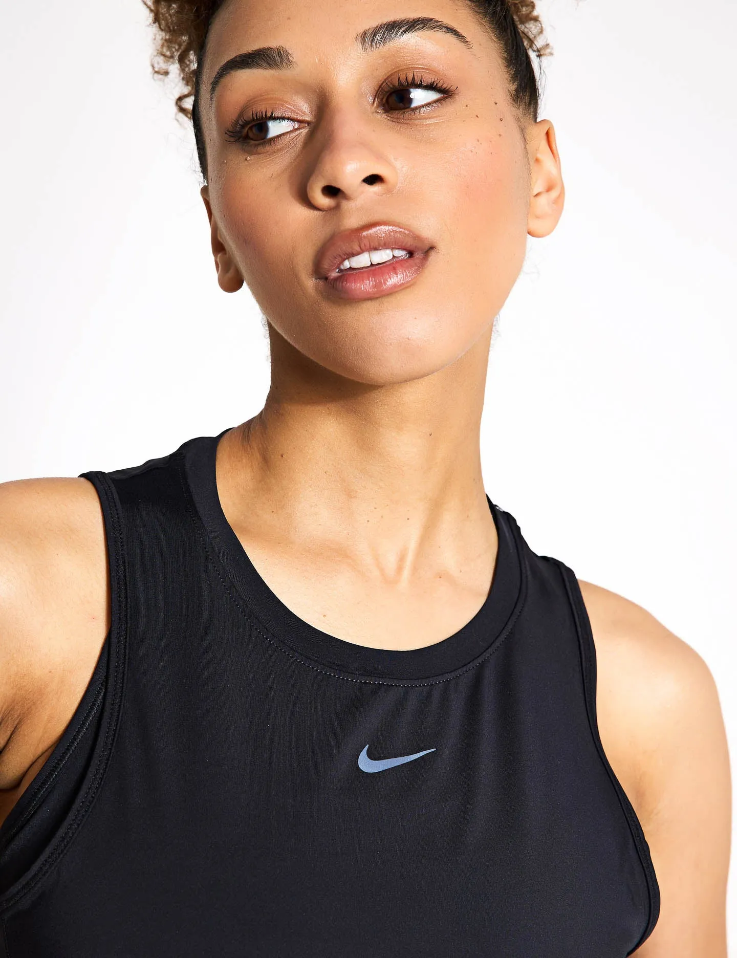 One Classic Dri-FIT Cropped Tank Top - Black