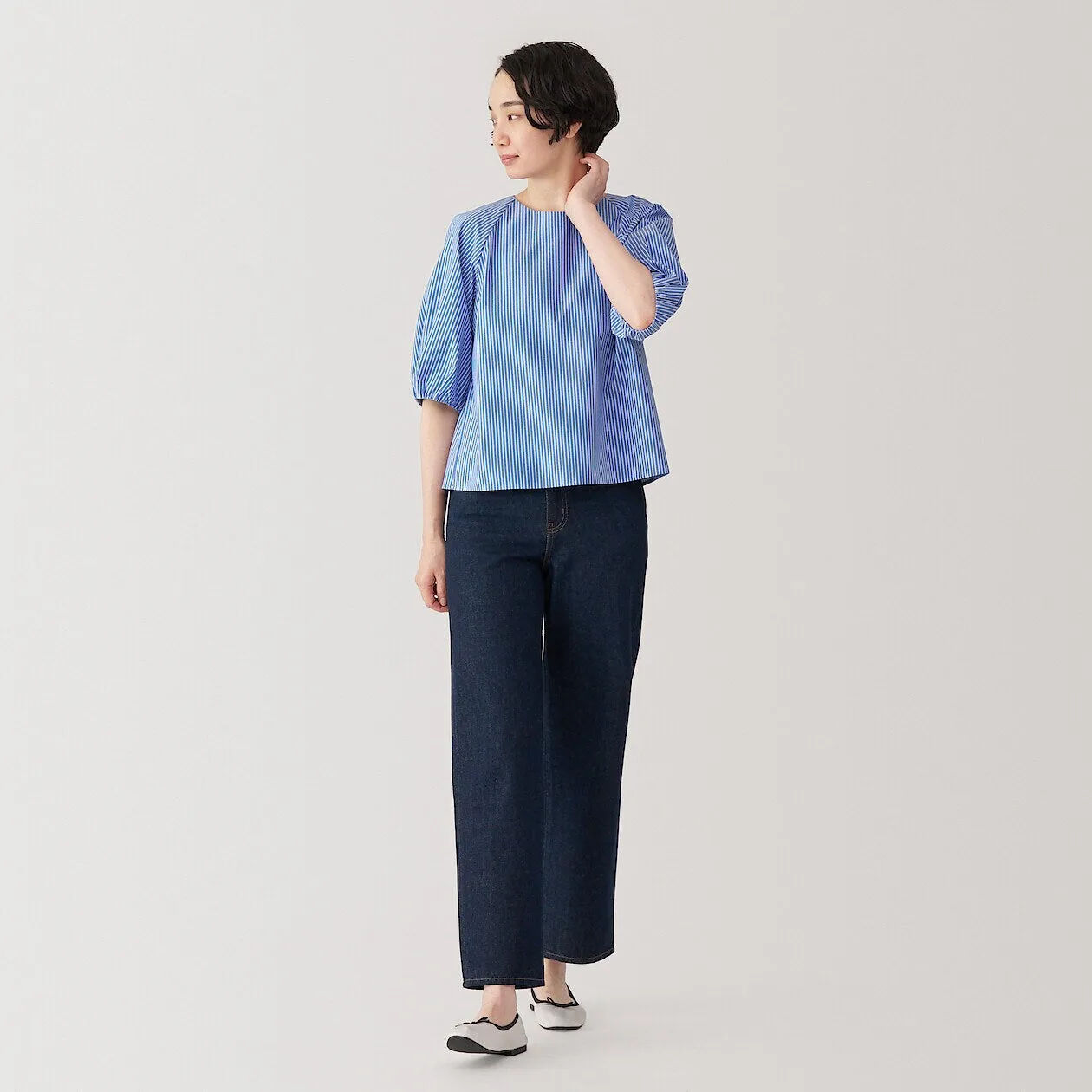 Quick Dry Broadcloth Half Sleeve Blouse