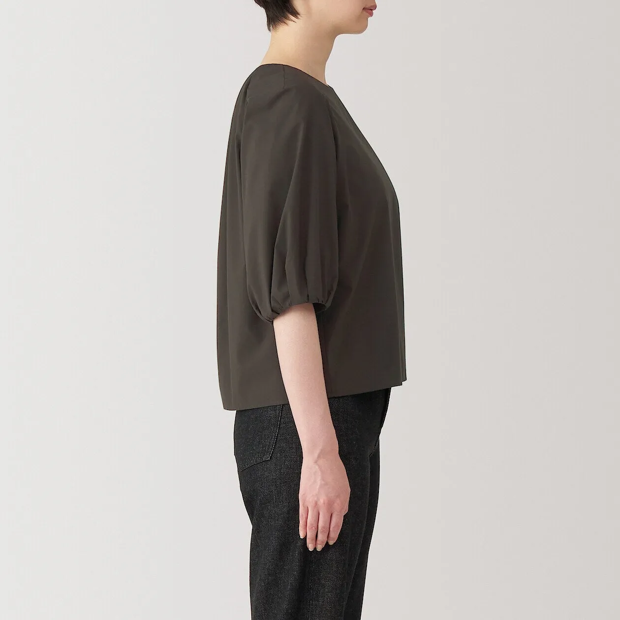 Quick Dry Broadcloth Half Sleeve Blouse