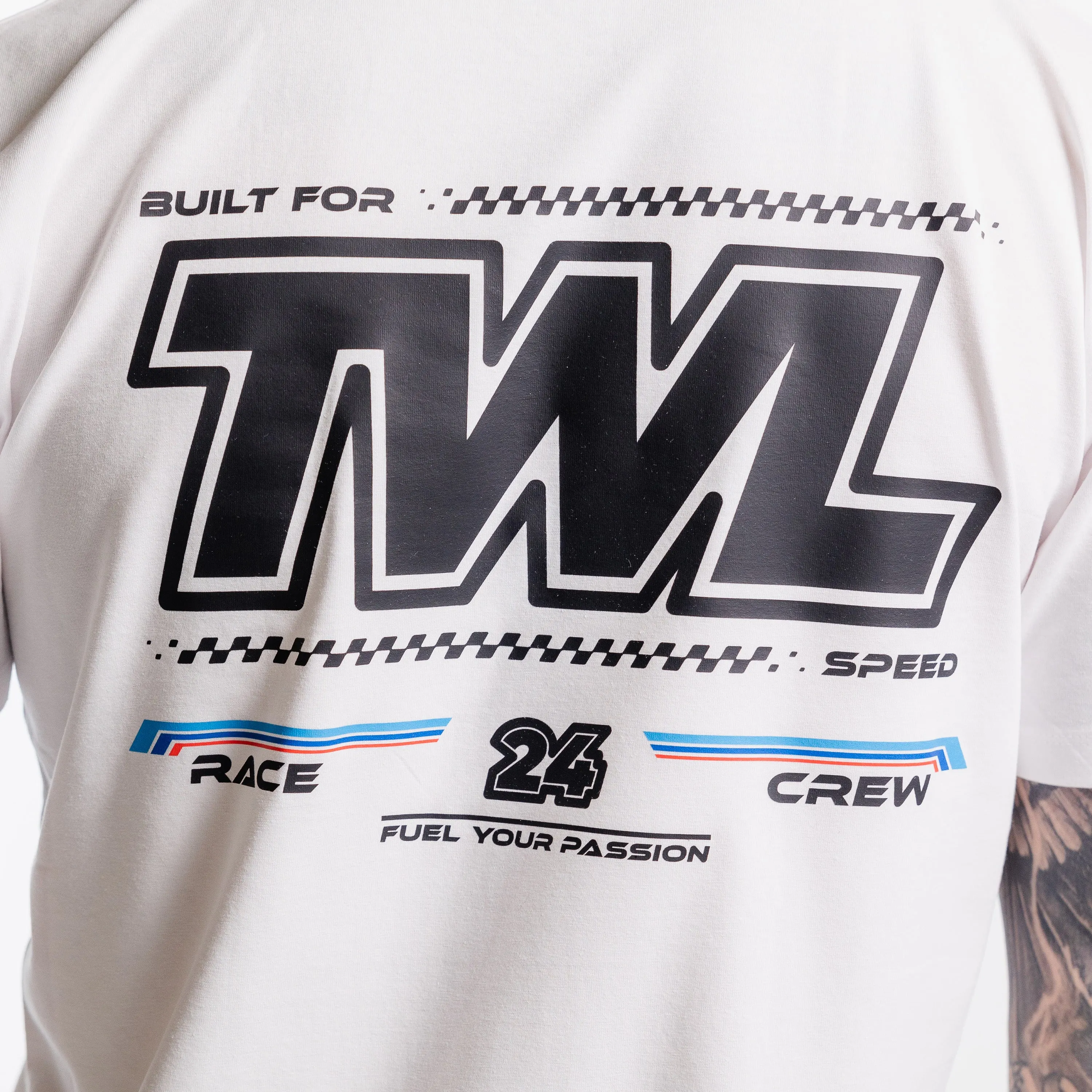 TWL - EVERYDAY T-SHIRT - RACE TO WIN - WHITE/BLACK